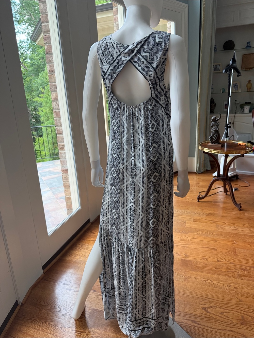 Splendid Black and White Printed Maxi Dress - Picture 5 of 12